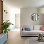 Baltic Wave Boutique With Sauna And Gym מלון דירות