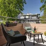 Baltic Wave Boutique With Sauna And Gym Apart Otel 4*