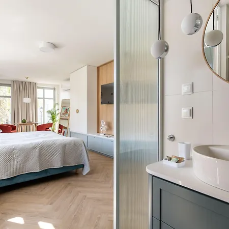 Baltic Wave Boutique With Sauna And Gym מלון דירות