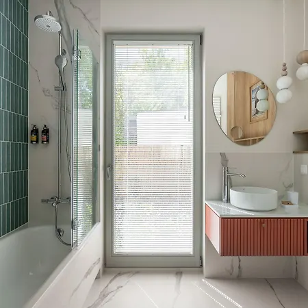 アパートホテル Baltic Wave Boutique With Sauna And Gym 4*
