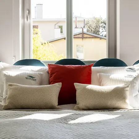 Baltic Wave Boutique With Sauna And Gym מלון דירות